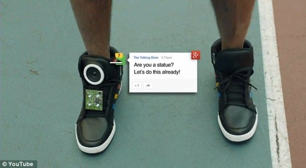 Google представили говорящие кроссовки