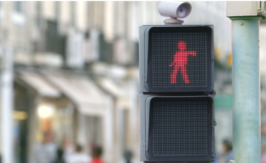 Smart создала танцующий светофор для нетерпеливых пешеходов