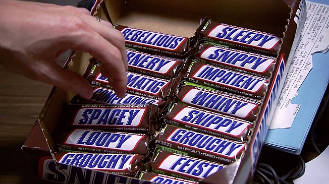 Snickers заменил название на симптомы голода