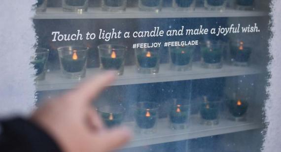 В Чикаго зажечь свечи и сделать селфи можно простым касанием руки