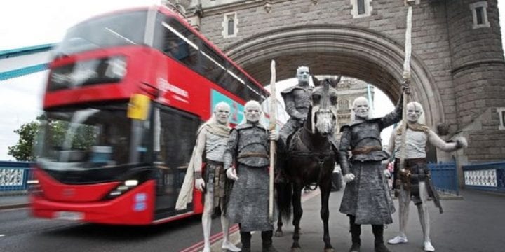 Белые ходоки наводнили Лондон в преддверии 7 сезона «Игры престолов»