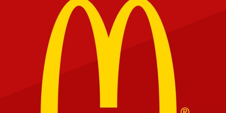 McDonald’s оставил огромные пакеты на улицах Новой Зеландии