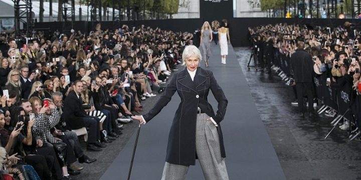 L`Oreal Paris превратила Елисейские поля в гигантский подиум