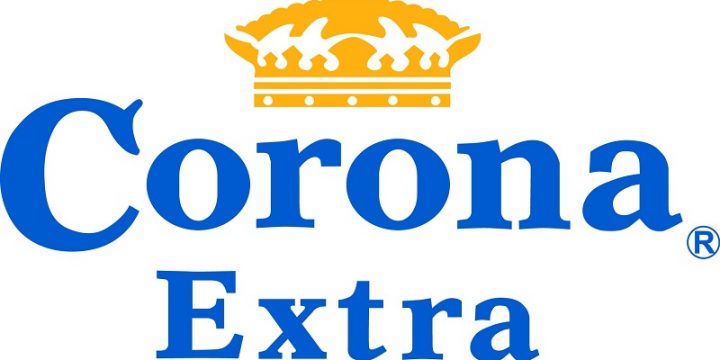Corona оградила пляж стеной из пластика в рамках борьбы против загрязнения океанов