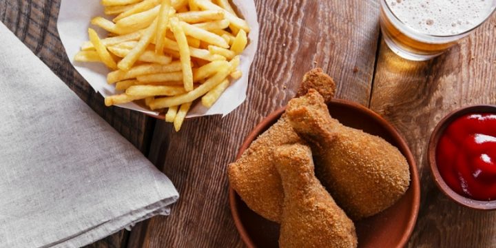 Сеть KFC создала плейлист с упоминаниями бренда