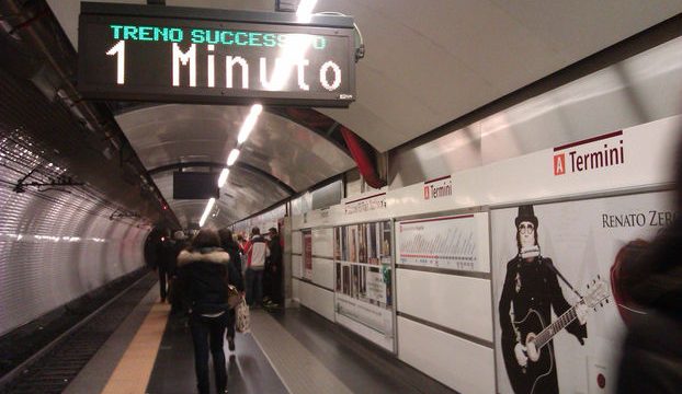 В Риме за проезд в метро можно расплатиться пластиковой бутылкой