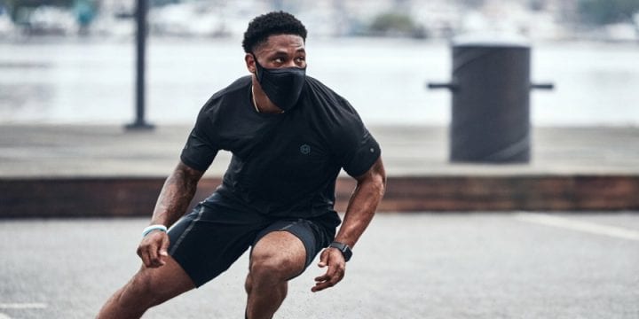 «Спортивные маски» для лица Under Armour были распроданы за час