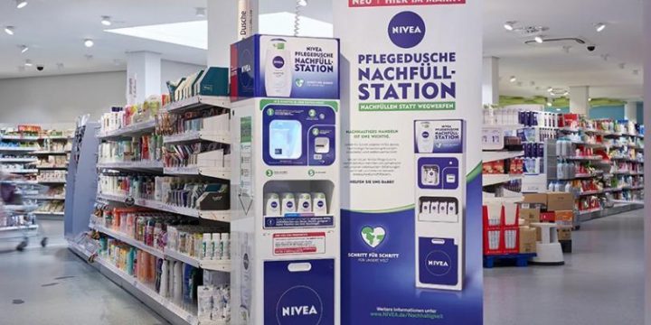 Nivea в Германии организовала в супермаркетах «заправочные станции» с гелем для душа